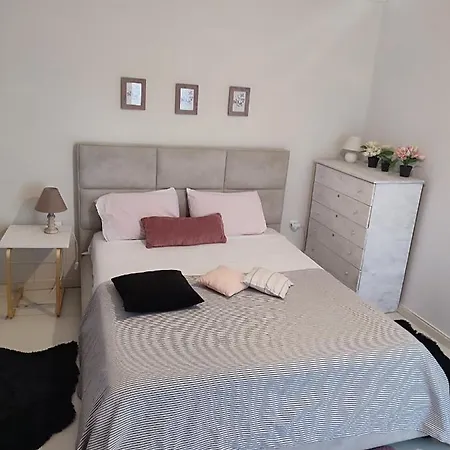 Ckbsm Central Square Apartment Kalamata Extérieur photo